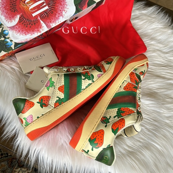 Gucci strawberry ๐ screener Sneakers size 40 - Picture 10 of 15